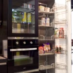 ตู้ครัวทรงสูง และมีตู้ด้านข้างแบบตะแกรง - Image 3